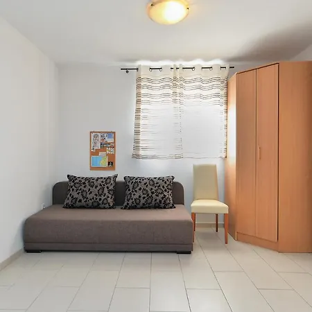 شقة Apartment Crnjina 1100 بولا