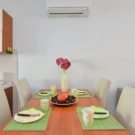Apartment Crnjina 1100